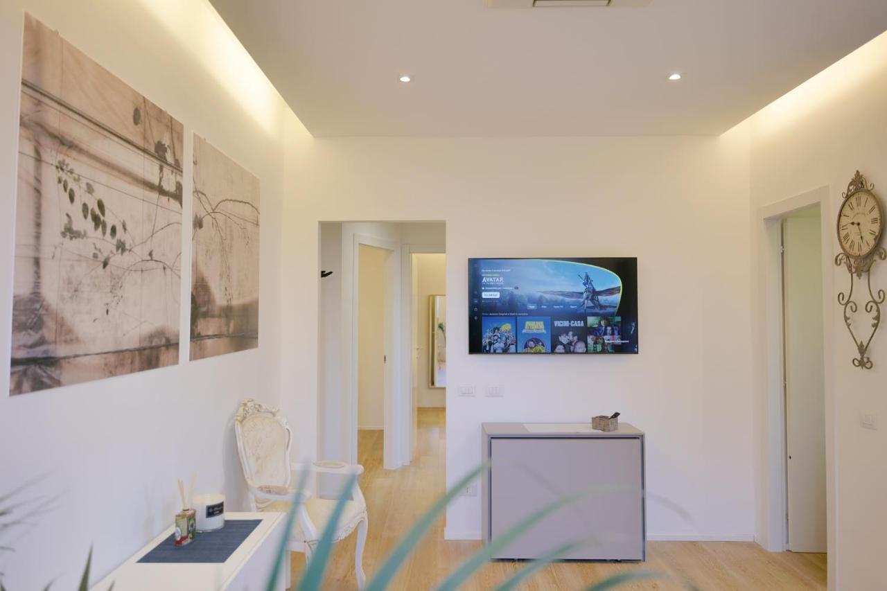 Como Lake Crispi 7 Apartment Ngoại thất bức ảnh